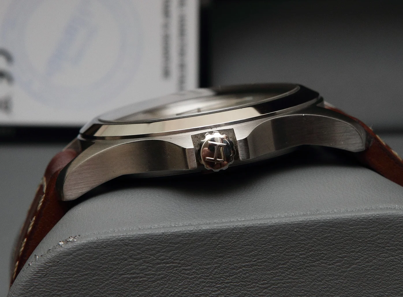 часы hamilton h644550 - миниатюра 6