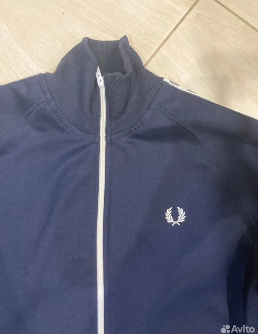 Олимпийка Fred Perry с лампасами оригинал М - миниатюра 2