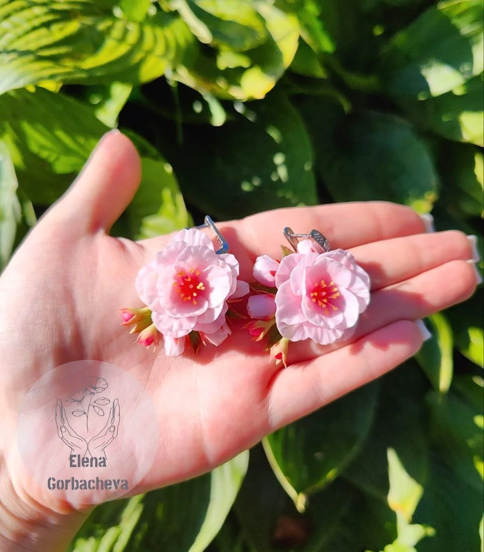 Серьги с сакурой из глины - миниатюра 2