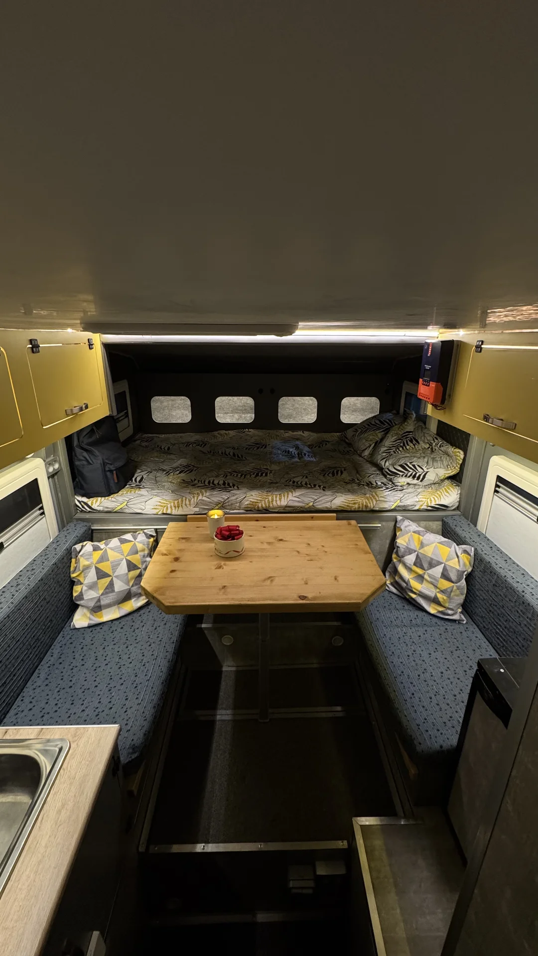 Жилой модуль на пикап Piligrim Camper 370L - миниатюра 7