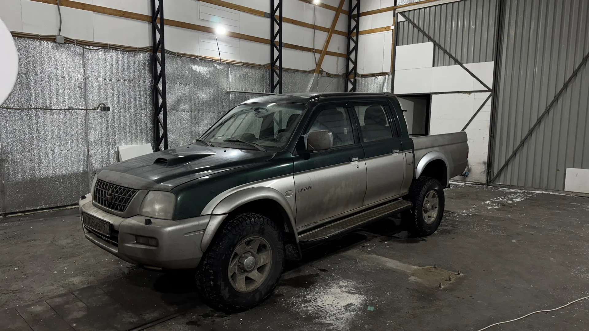 Жилой модуль на пикап Piligrim Camper 370L - миниатюра 13