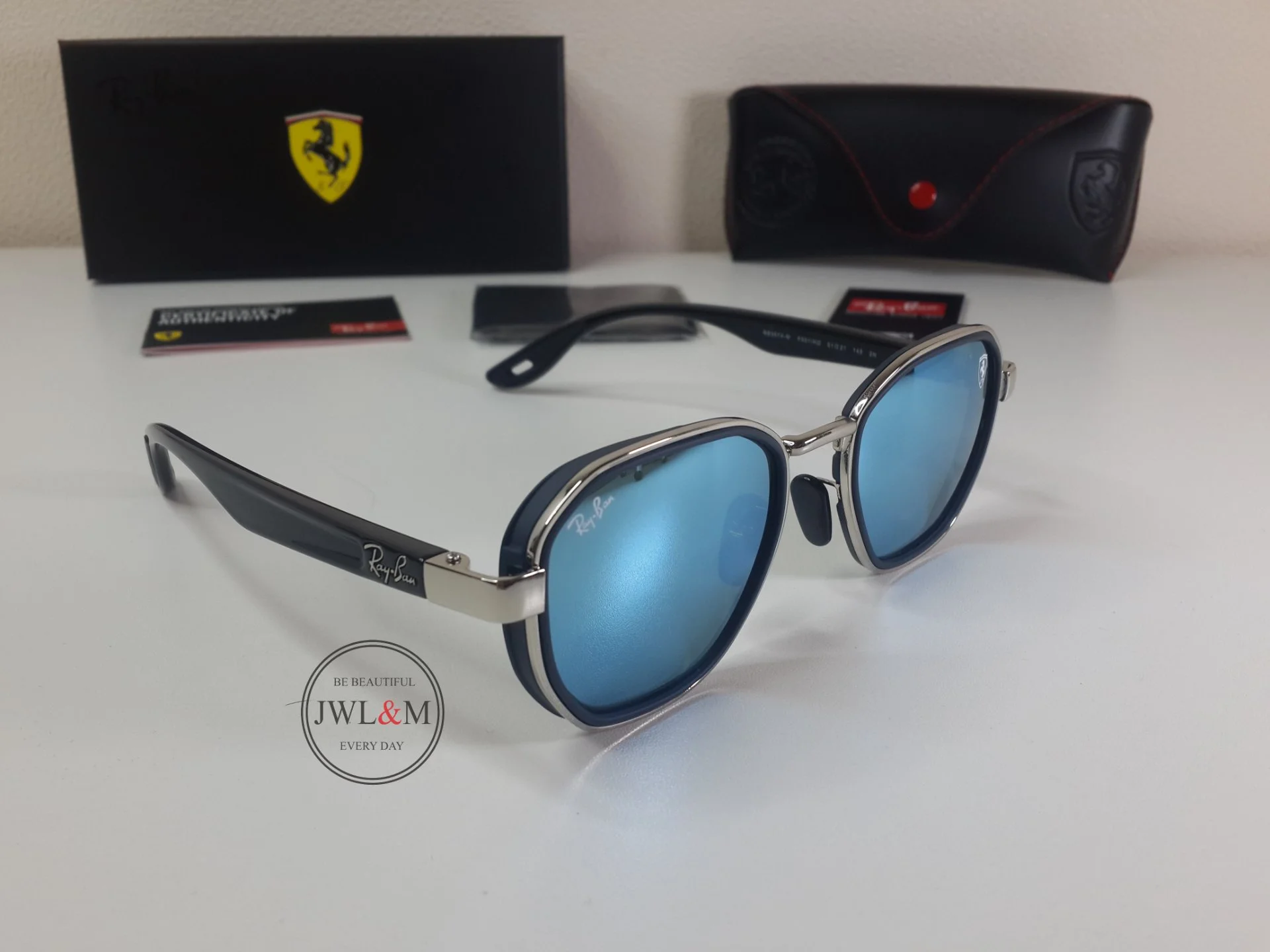 Солнцезащитные очки Ray Ban Ferrari - миниатюра 4