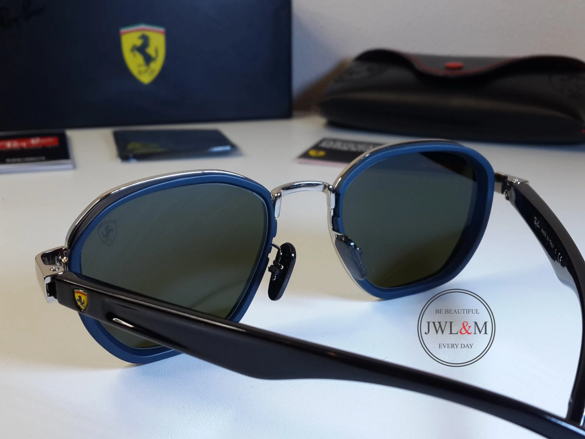 Солнцезащитные очки Ray Ban Ferrari - миниатюра 8