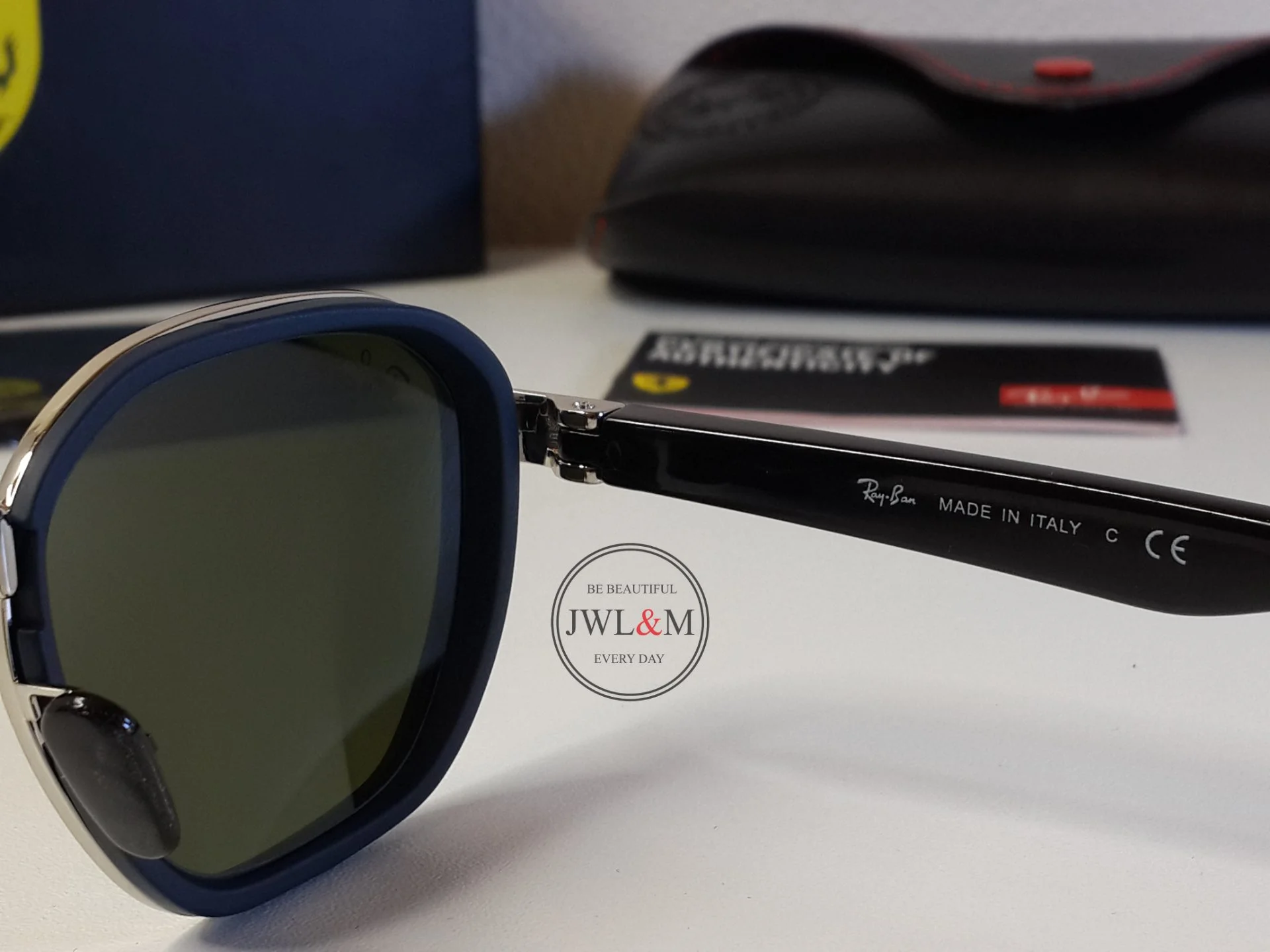 Солнцезащитные очки Ray Ban Ferrari - миниатюра 10