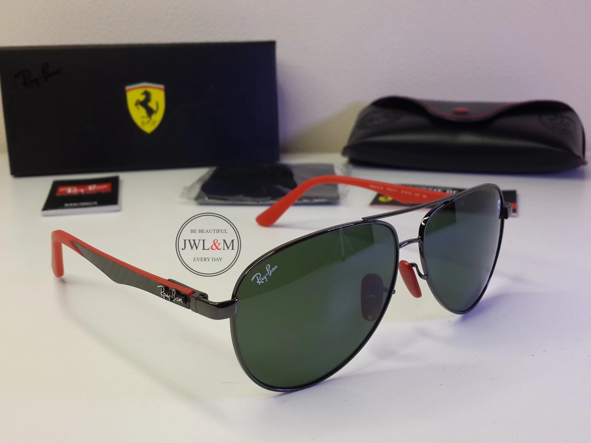 Солнцезащитные очки Ray Ban Ferrari - миниатюра 9