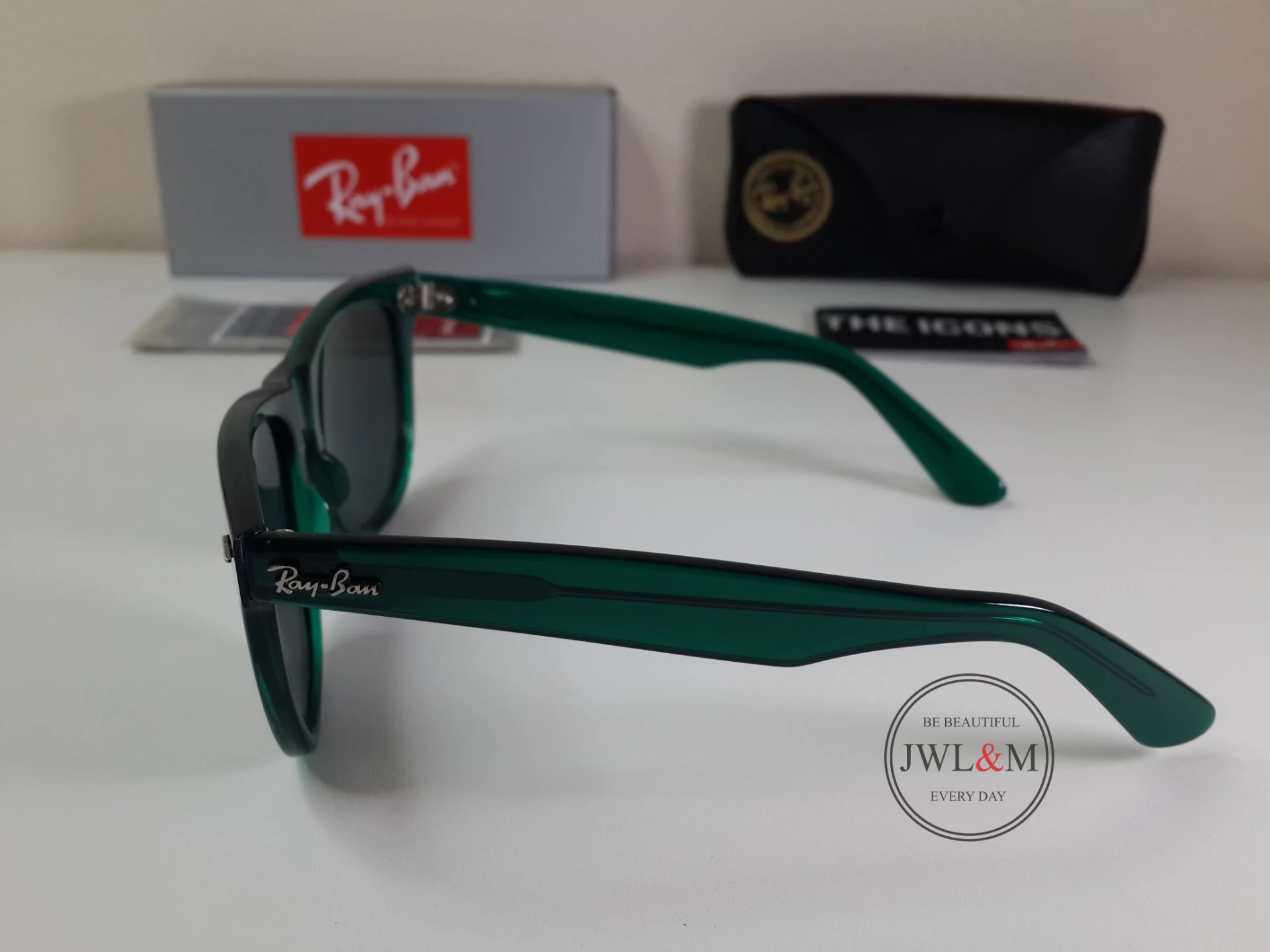Солнцезащитные очки Ray Ban Wayfarer - миниатюра 6