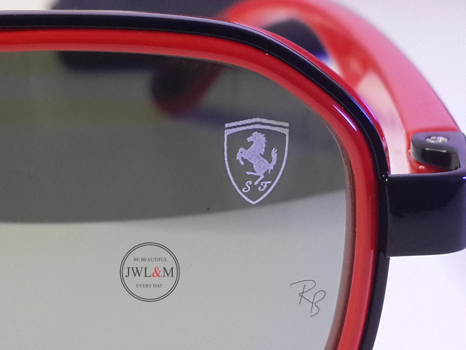Солнцезащитные очки Ray Ban & Ferrari - миниатюра 6