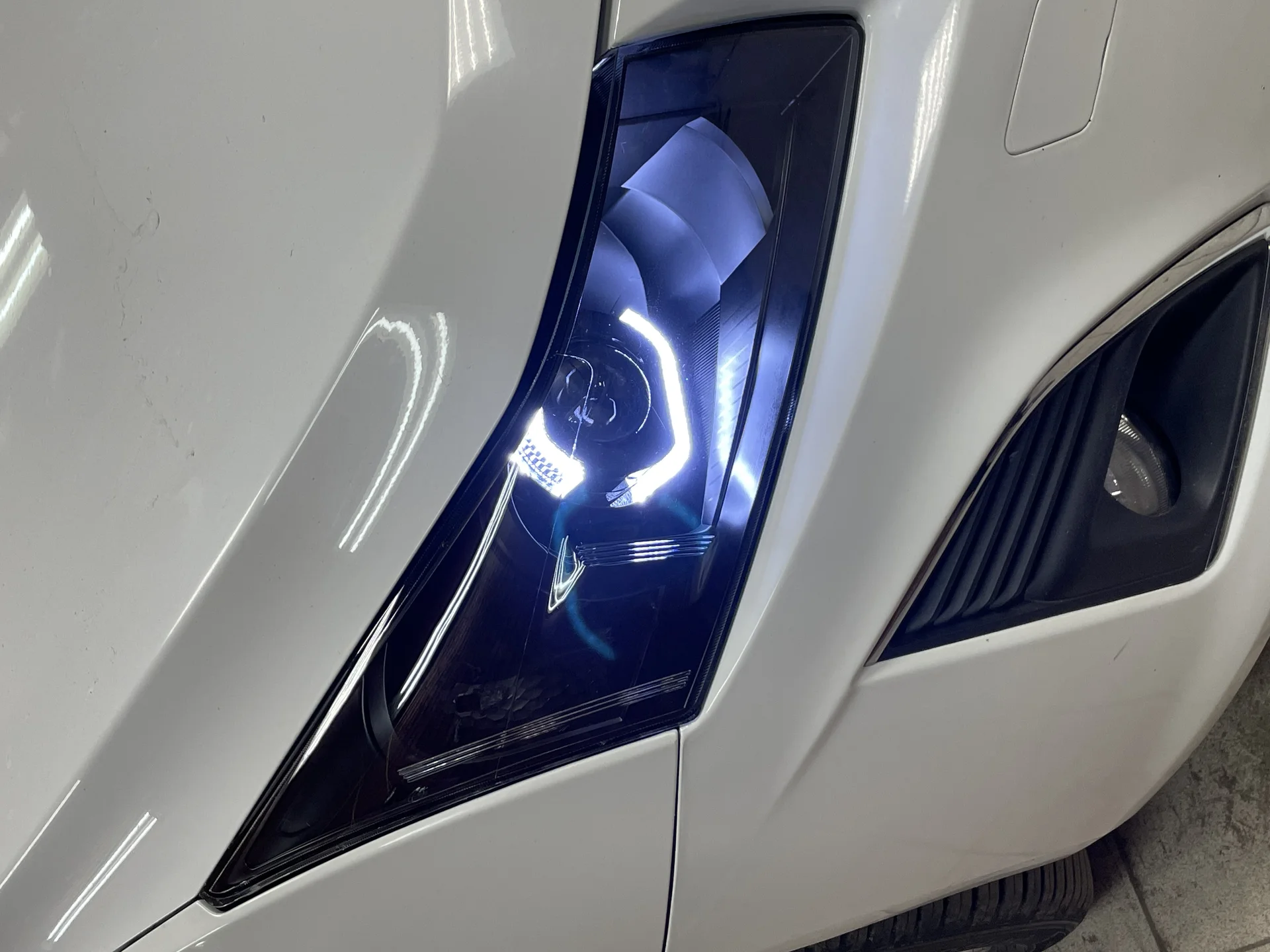 Установка линз BI LED Ремонт фар с Гарантией - миниатюра 3
