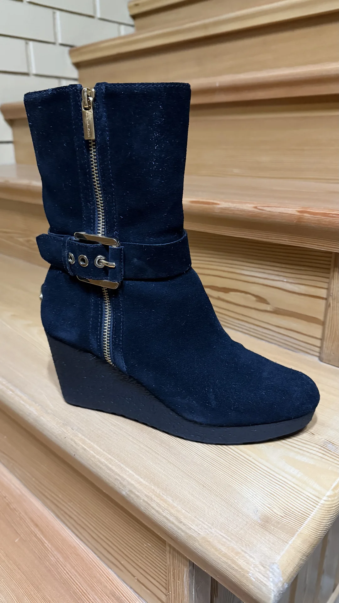 Зимние сапоги Michael Kors - миниатюра 3