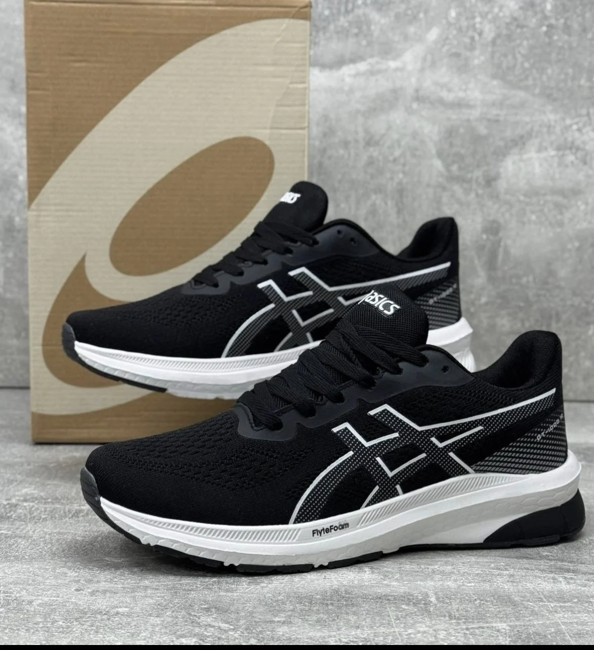 Кроссовки asics - миниатюра 2
