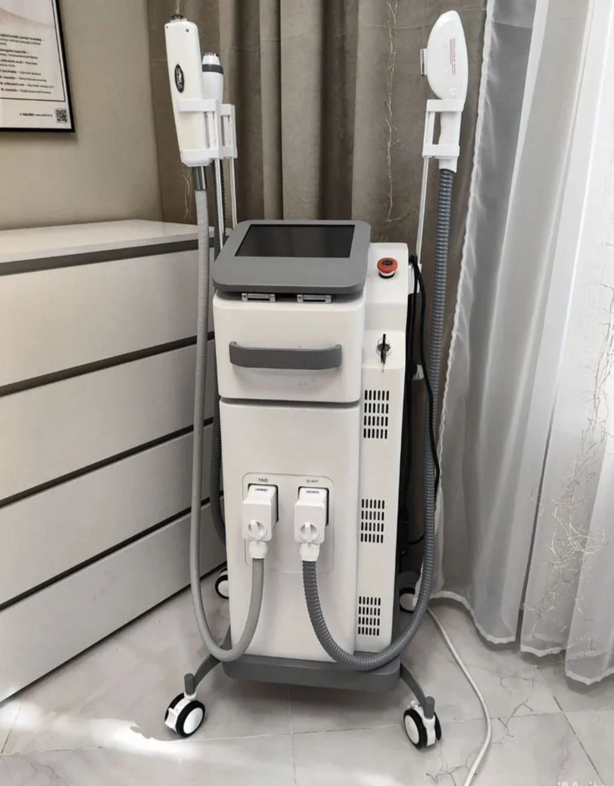 Косметологический Комбайн 3 в 1, IPL, Nd.Yag, RF - изображение 1