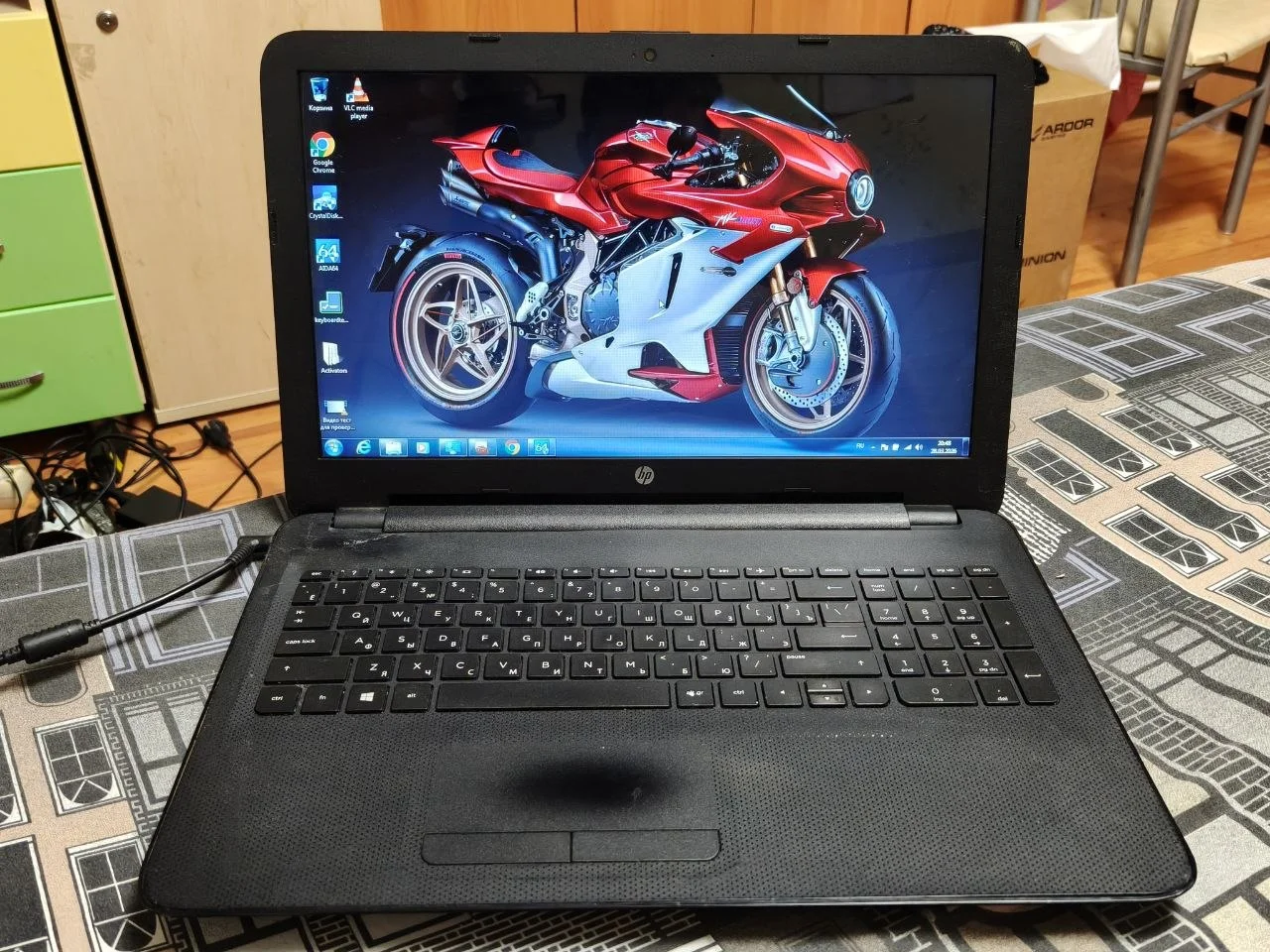 HP 30 4 ядра A6-6310 12GB/R4/SSD128GB - изображение 1