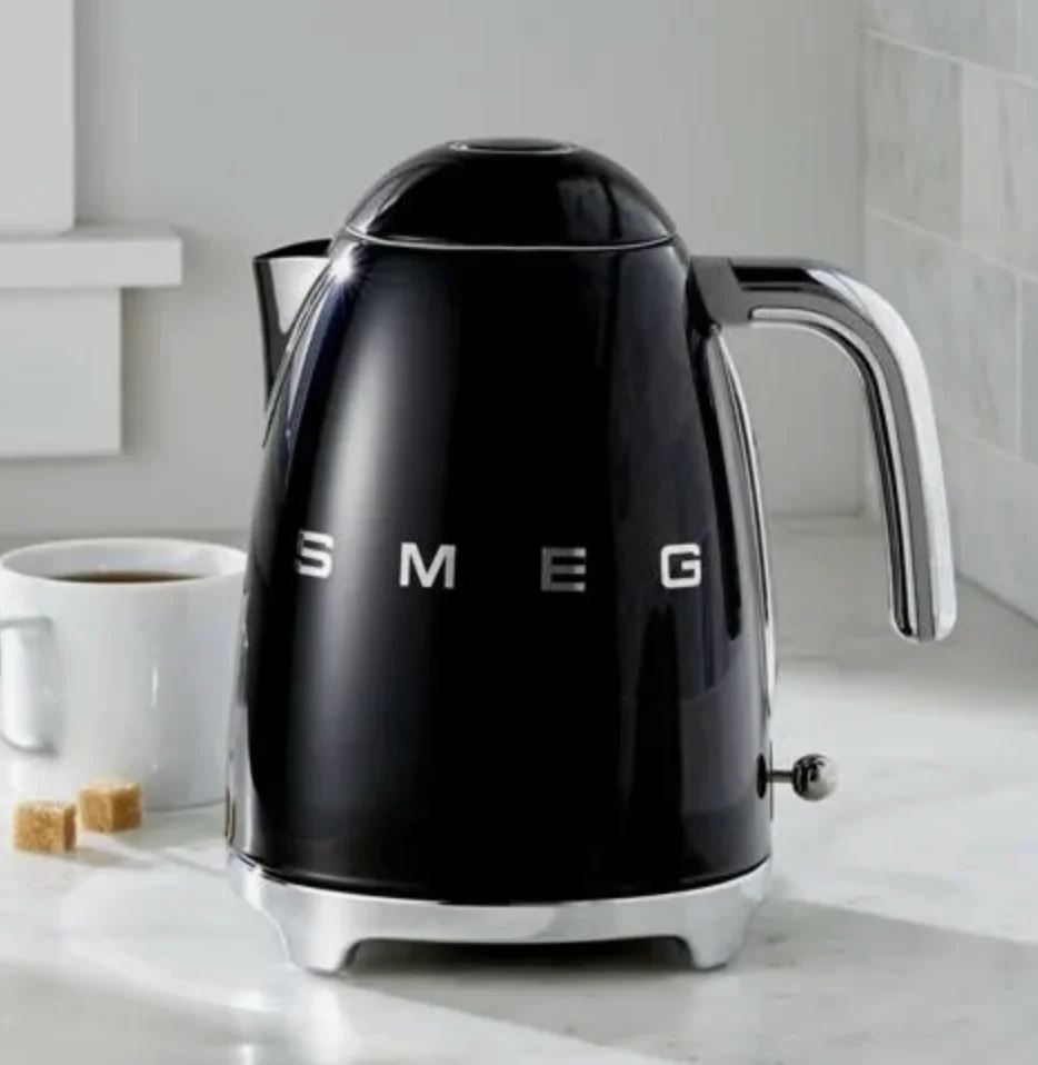 Smeg KLF03BLEU Чайник электрический с регулируемой температурой, черный - миниатюра 3