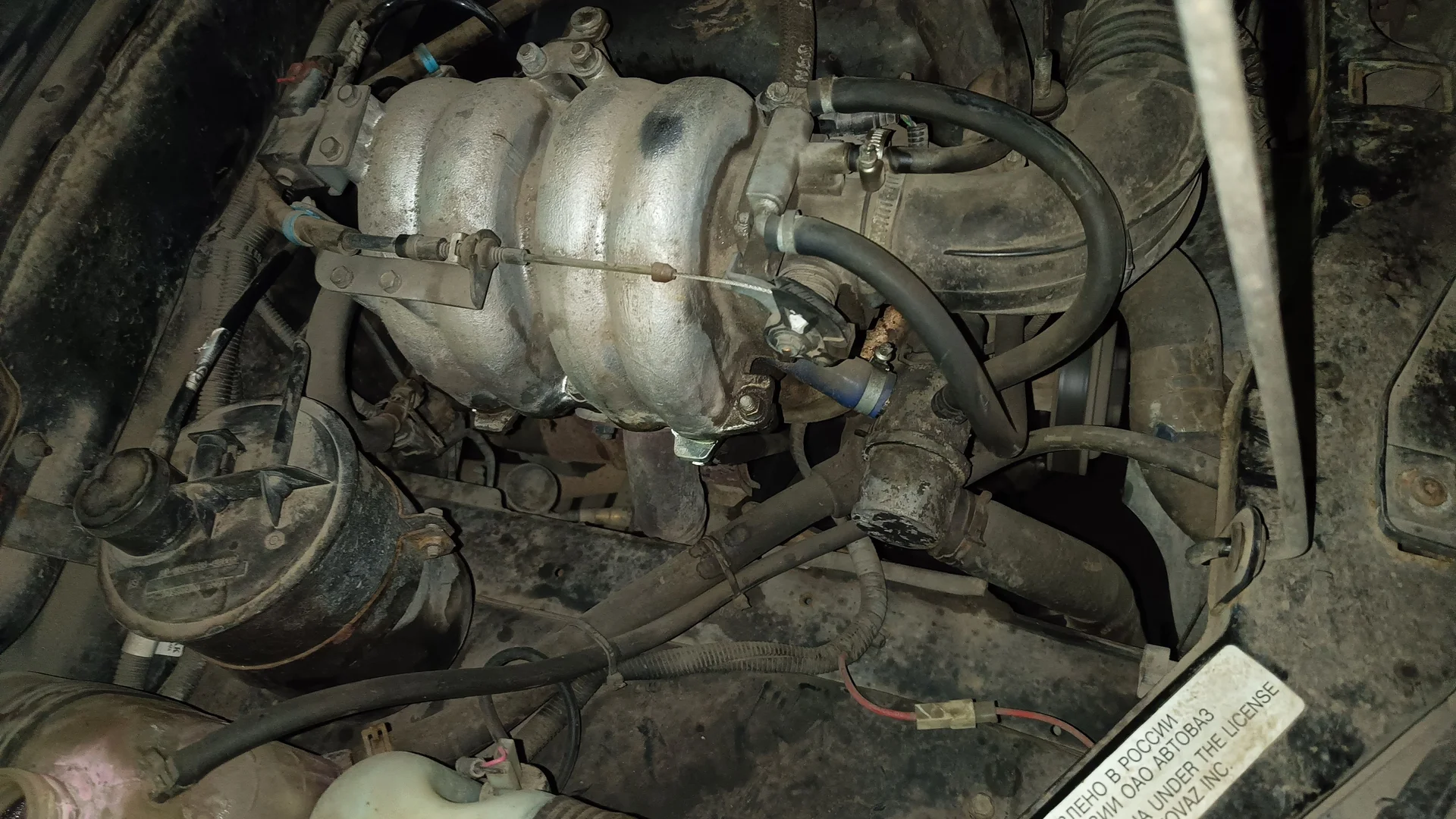 Niva Chevrolet 2010 - миниатюра 4