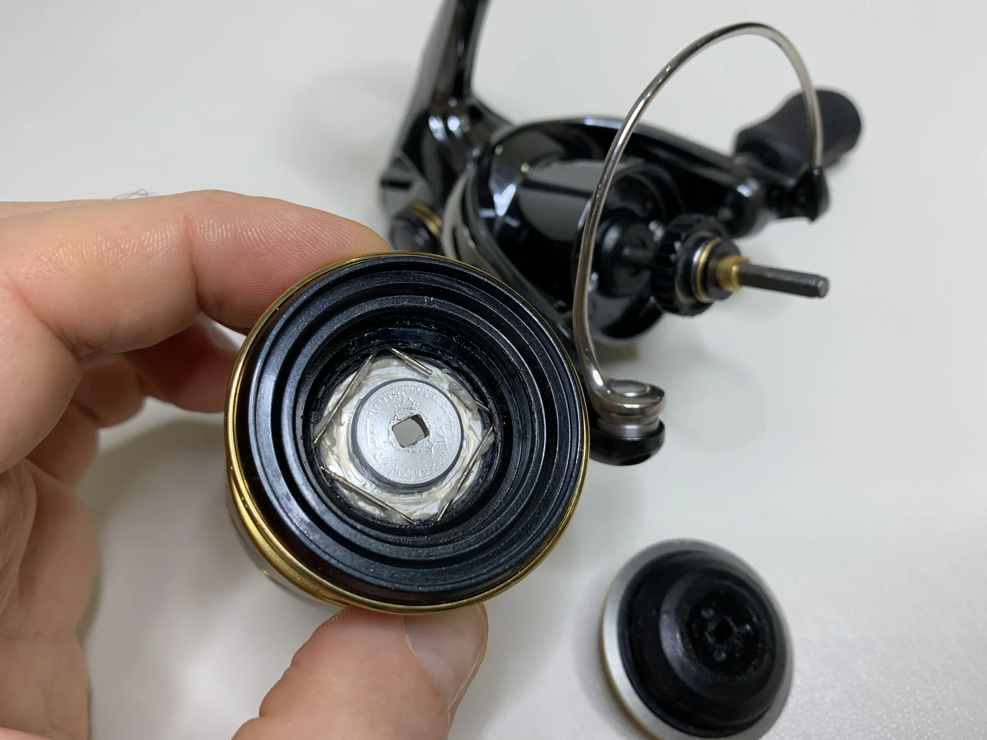 Shimano 14 STELLA 1000 PGS - Легендарная катушка д - миниатюра 3