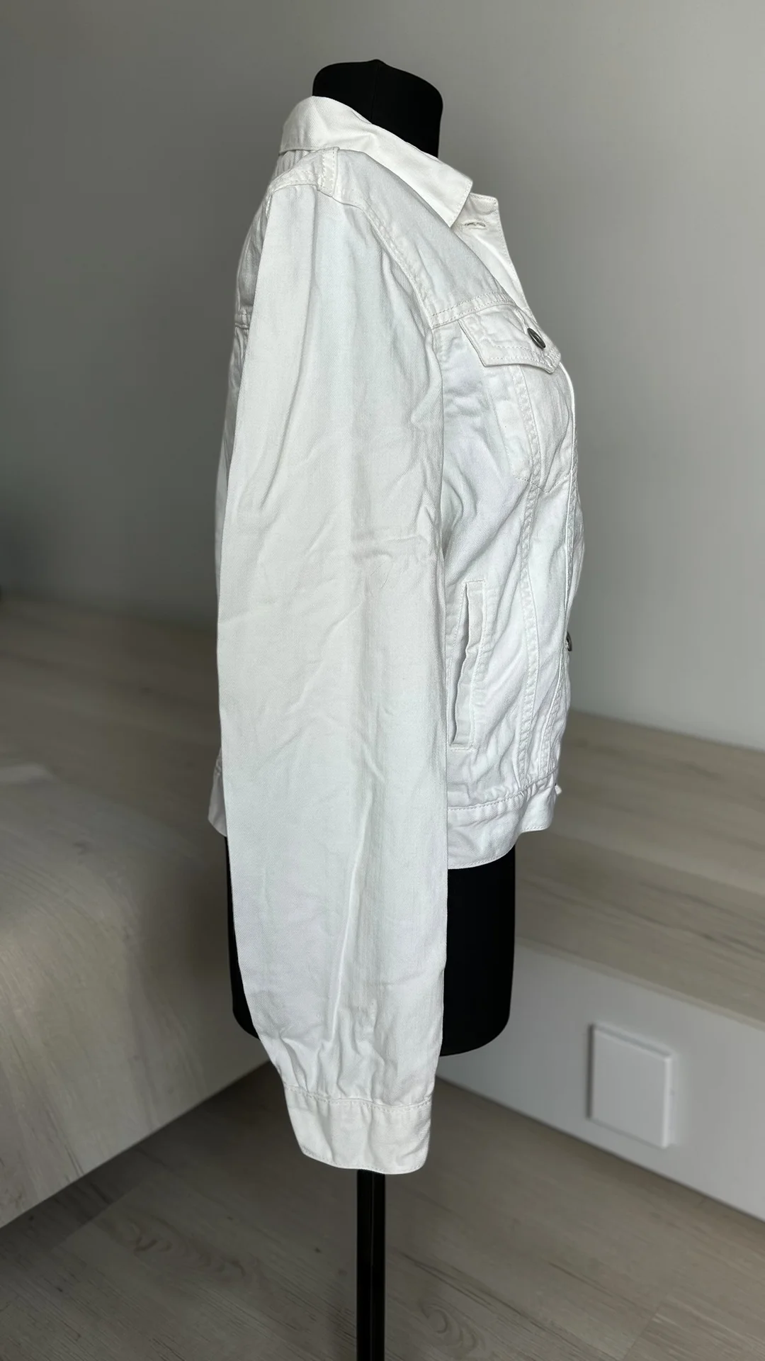 Куртка джинсовая Uniqlo S - миниатюра 4