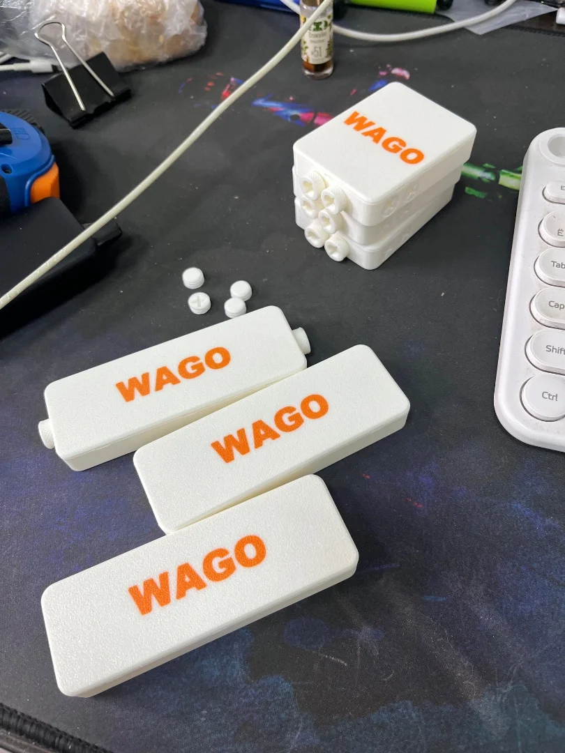 Распределительная коробка WAGO 221/222