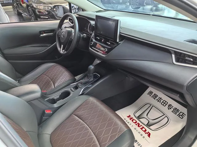 Toyota Corolla 2021 1.2 л. - миниатюра 5