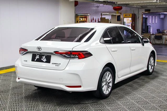 Toyota Corolla 2021 - миниатюра 4