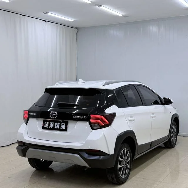 Toyota Yaris L 2022 - миниатюра 4