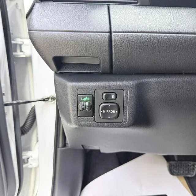 Toyota Yaris L 2022 - миниатюра 16