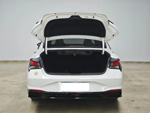 Hyundai Elantra 2022 - миниатюра 6