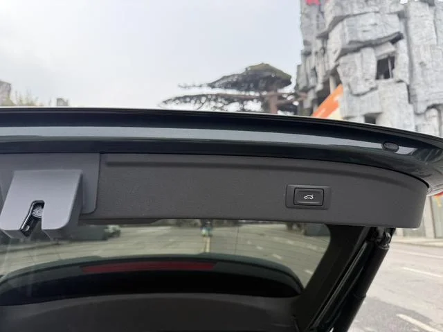 Audi A3 2023 - миниатюра 17