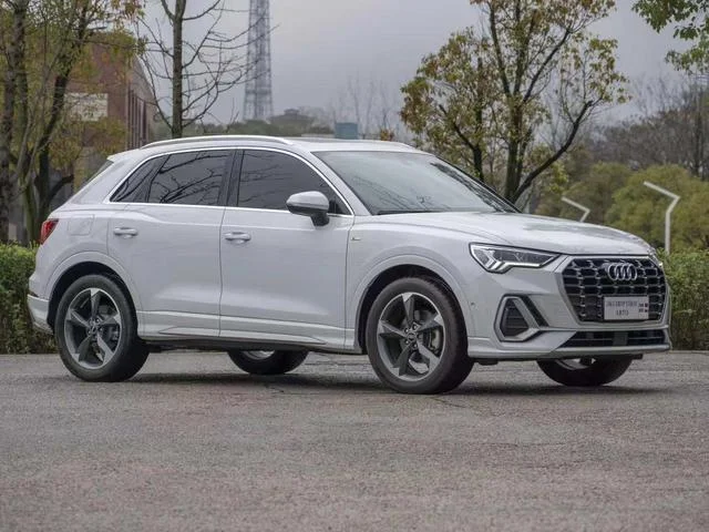 Audi Q3 2022 - миниатюра 3