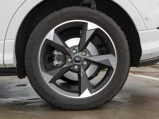 Audi Q3 2022 - миниатюра 21