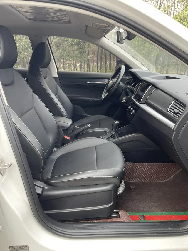 Skoda Kamiq 2022 - миниатюра 10