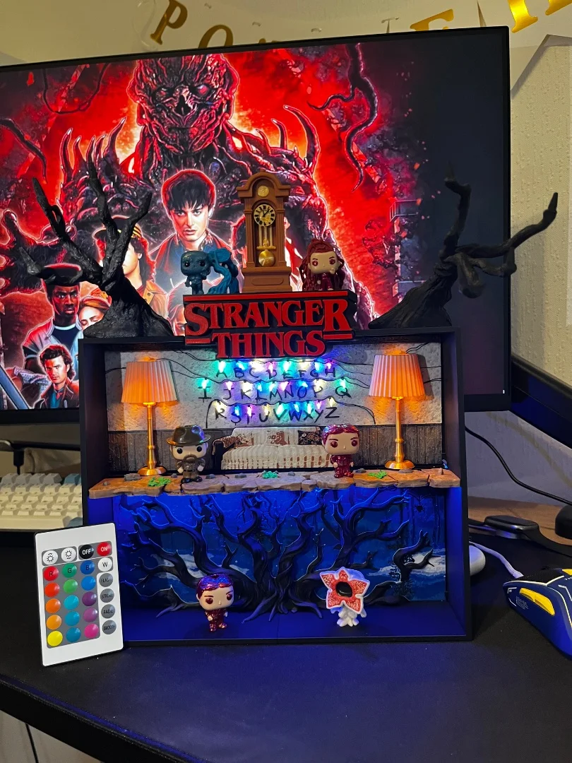 Kinder joy stranger things - миниатюра 2