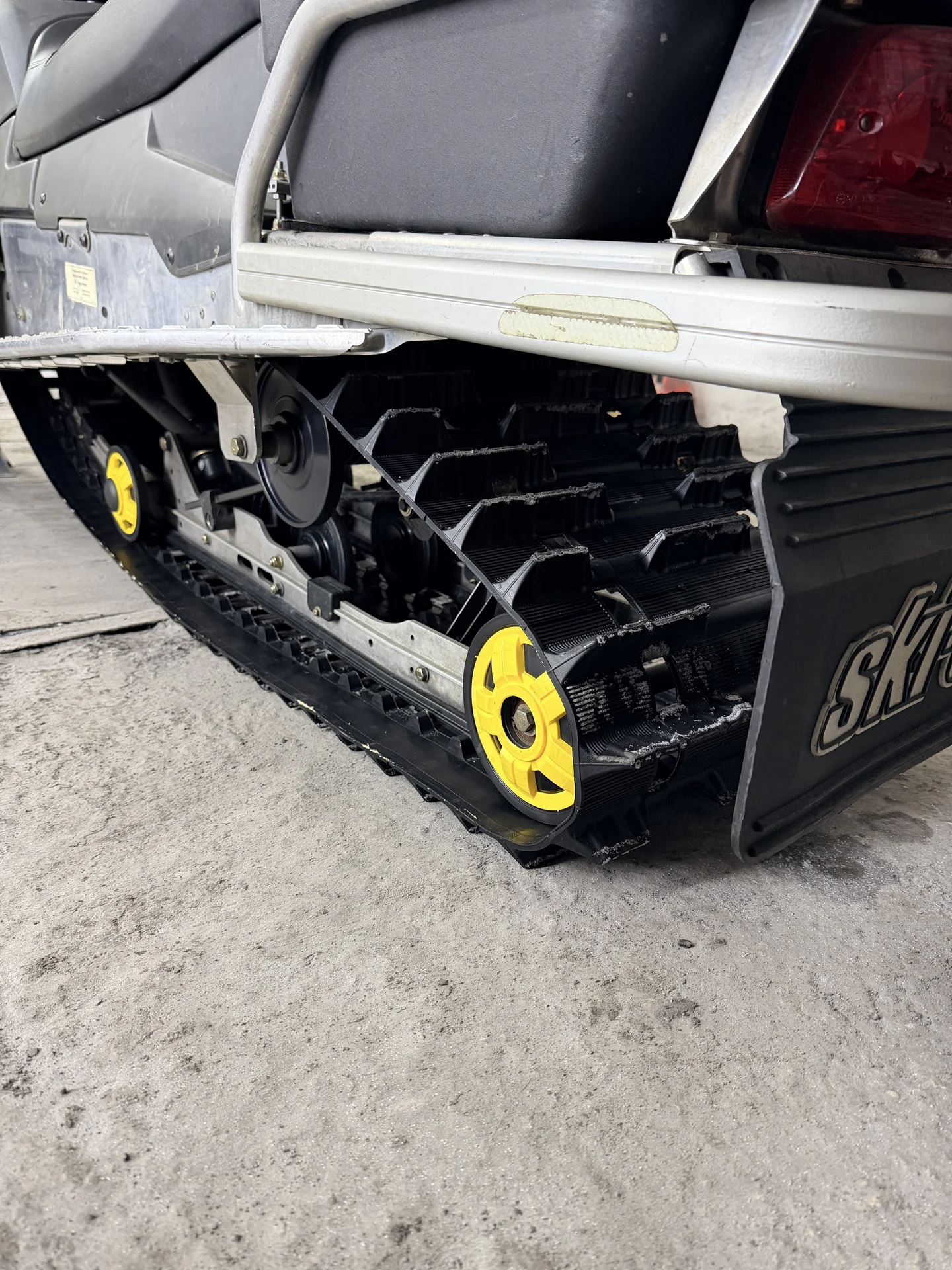 Снегоход BRP SKI DOO tundra V-800 - миниатюра 4