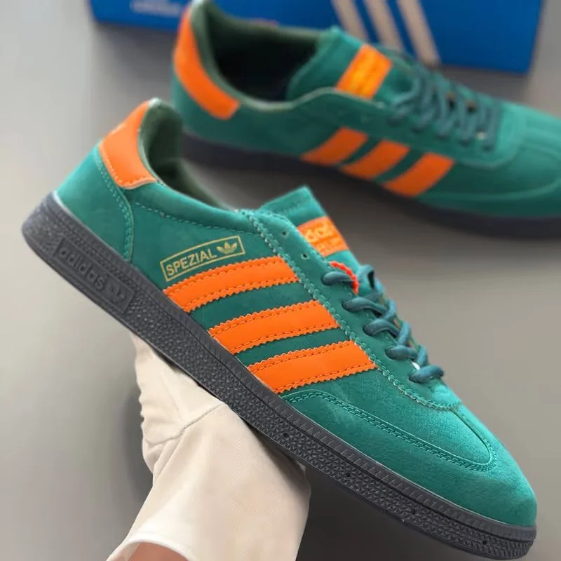 Кроссовки Adidas Spezial - изображение 1