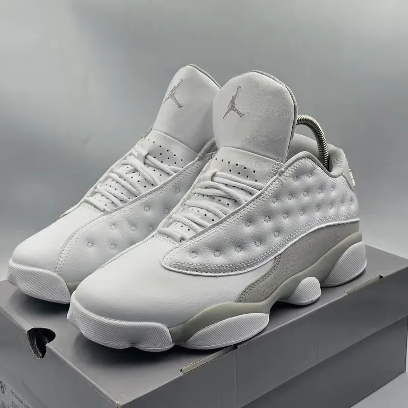 Кроссовки NIKE AIR J.ORDAN 13 RETRO LOW - изображение 1
