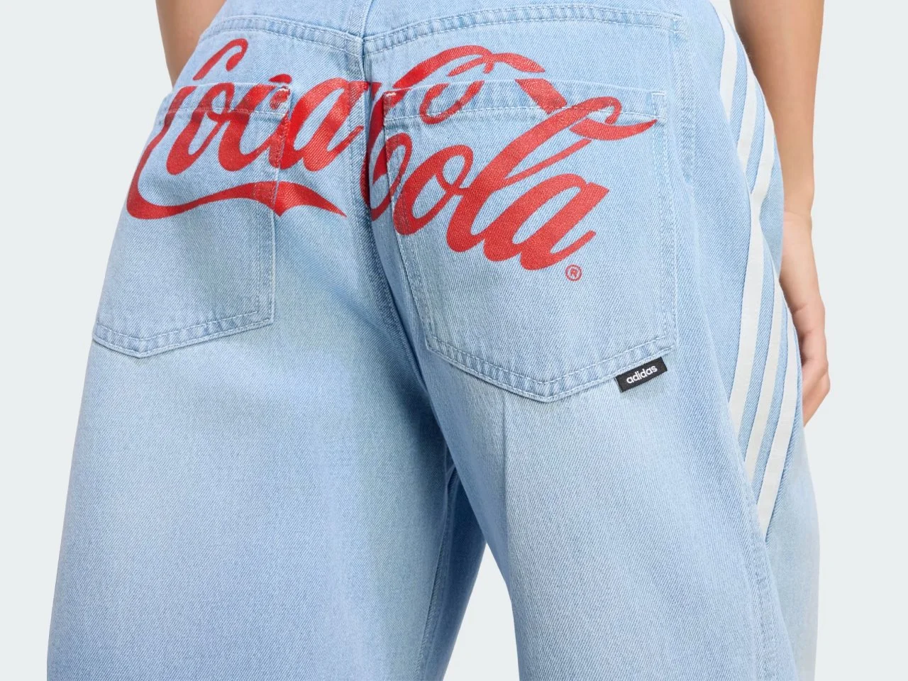 Штаны Бермуды Adidas Coca-Cola - миниатюра 8