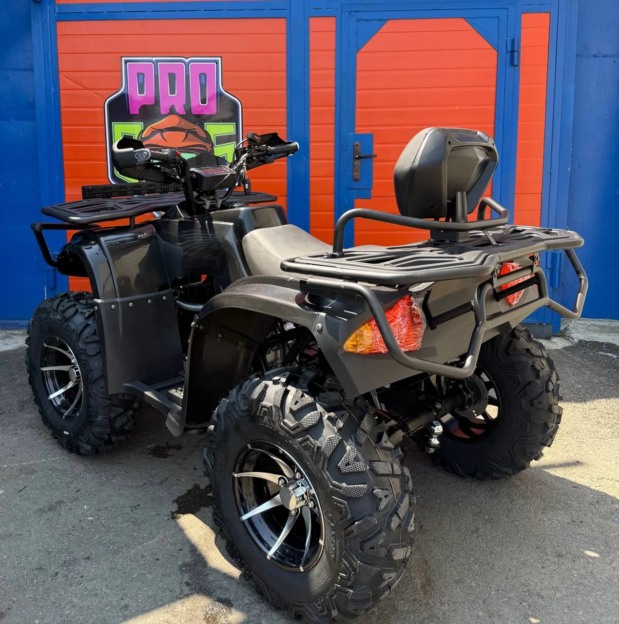 Качественный Китайский квадроцикл  Hunter 300cc - миниатюра 5