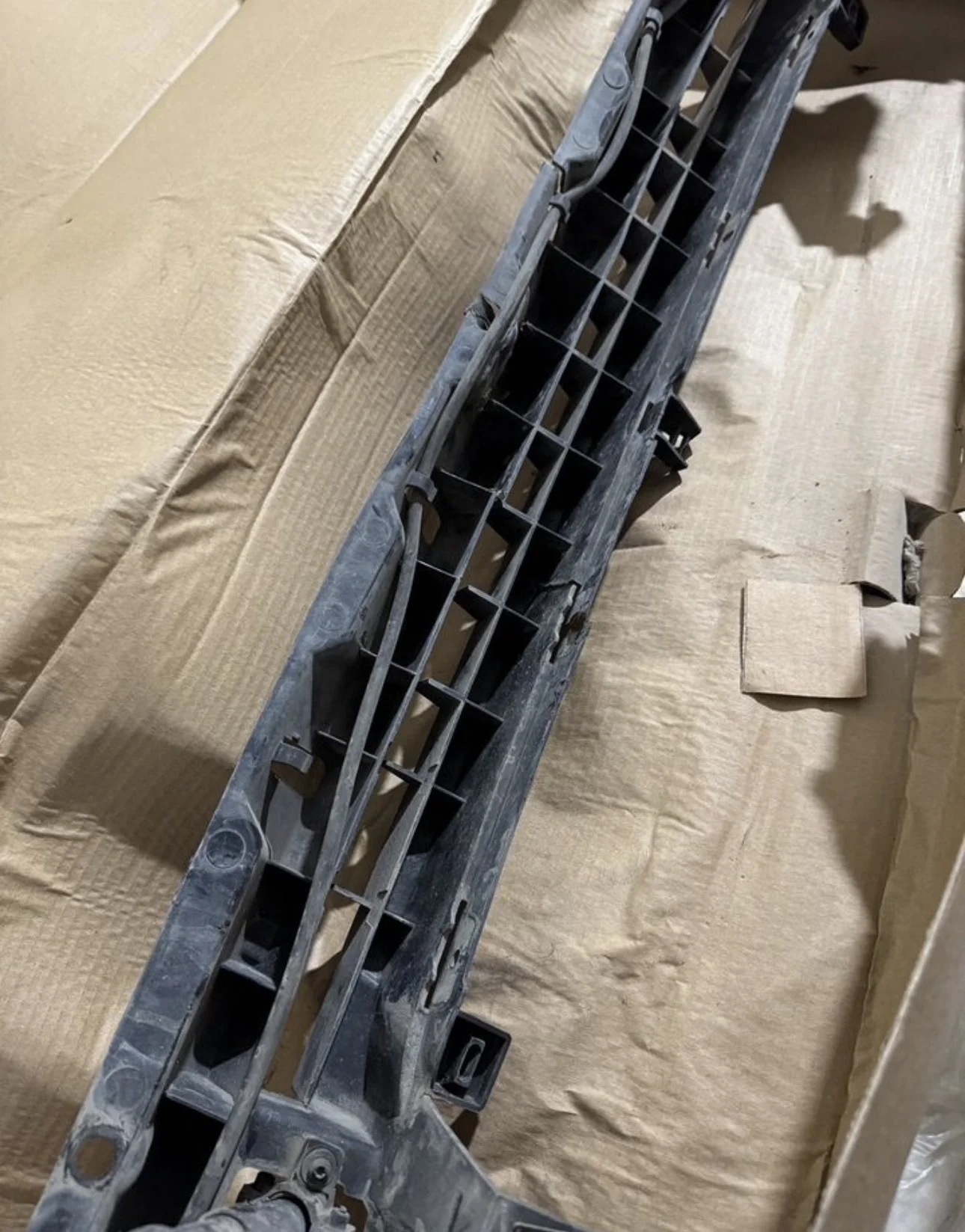 Кронштейн крепление LR094157 evoque - миниатюра 8
