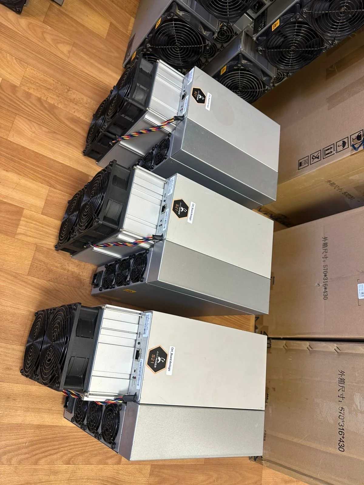 Antminer L9 16’5G - миниатюра 3