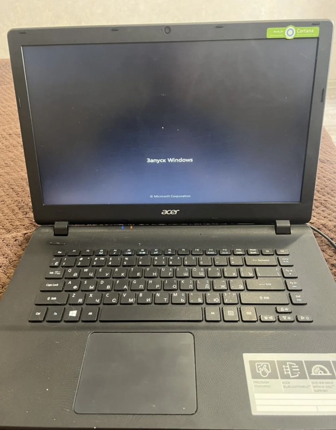 Ноутбук Acer Aspire ES1-520 - миниатюра 3