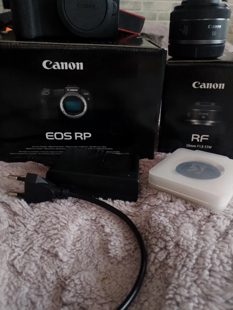 Canon EOS RP BODY + объектив canon 50mm - миниатюра 2