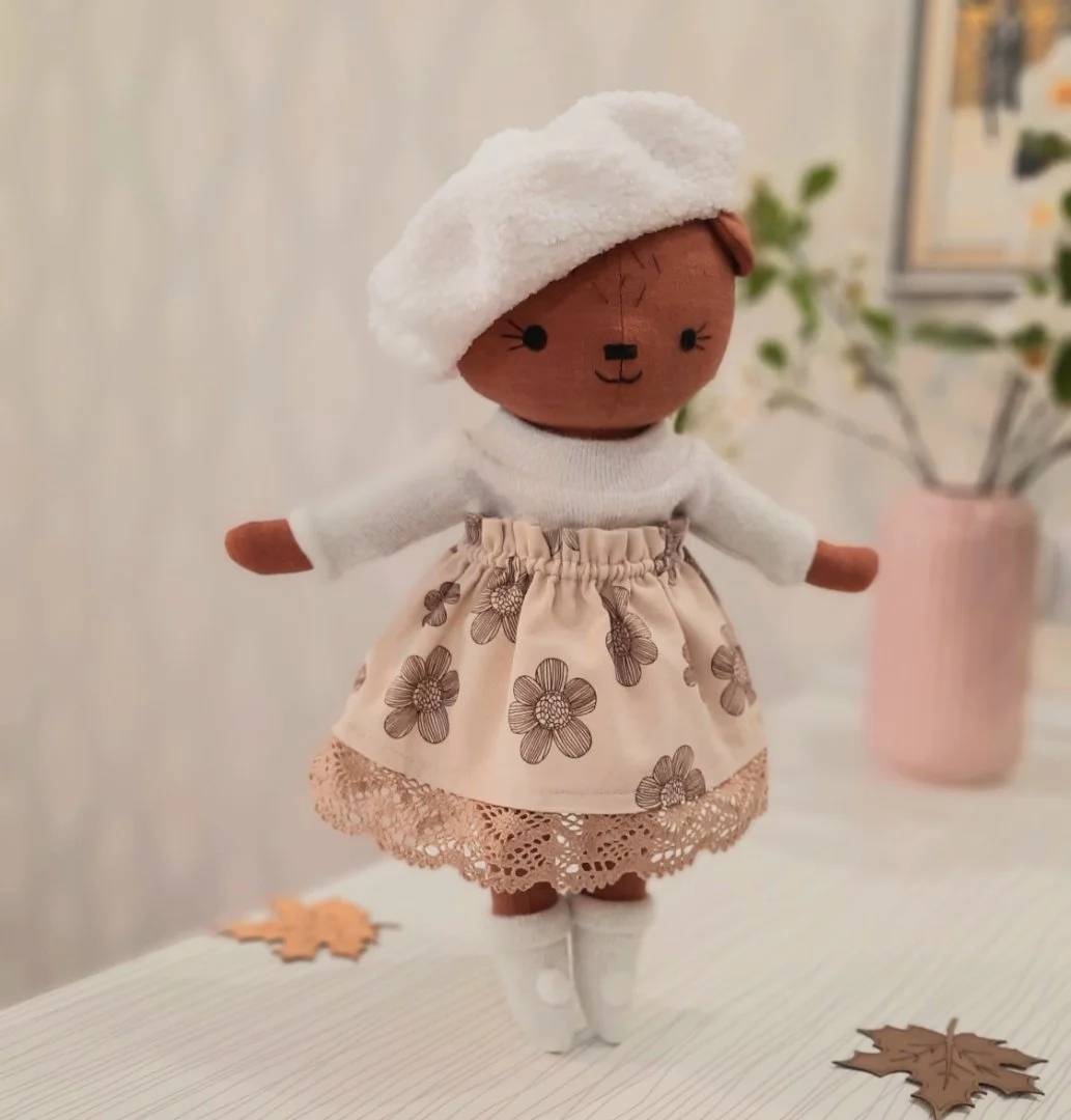 МИШКА мягкая игрушка с нарядами + лист-кроватка - миниатюра 6