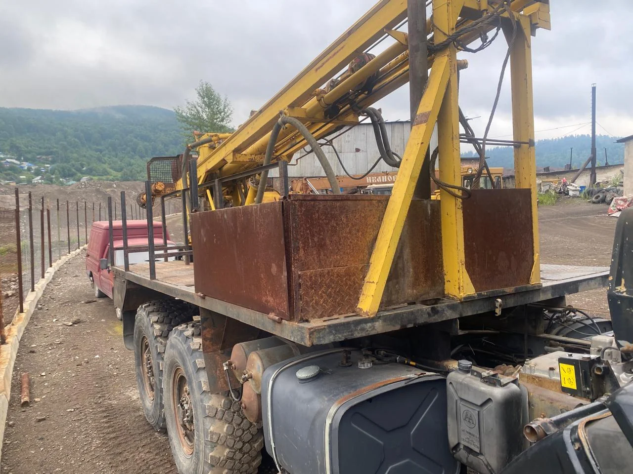 КамАЗ 4310 Буровая УPБ-2А2Д - миниатюра 4