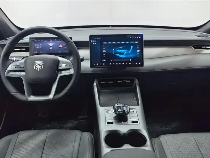 Qin PLUS EV - миниатюра 6