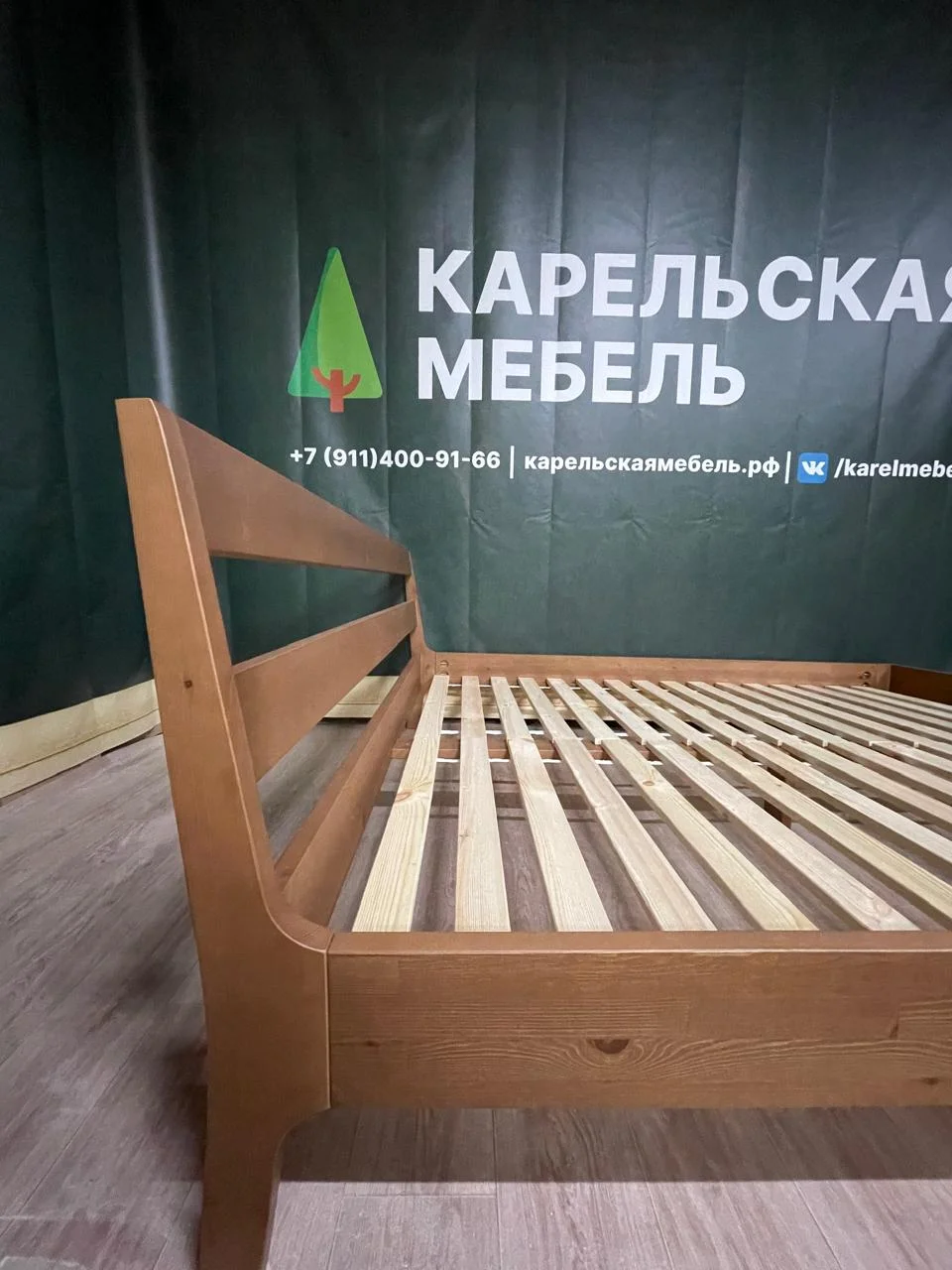 Кровать двуспальная из массива Италия - миниатюра 2