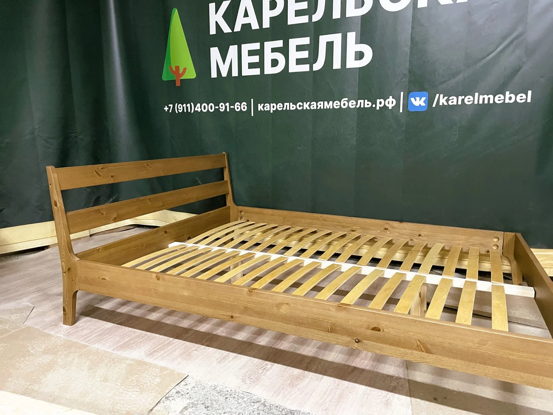 Кровать двуспальная из массива Италия - миниатюра 8