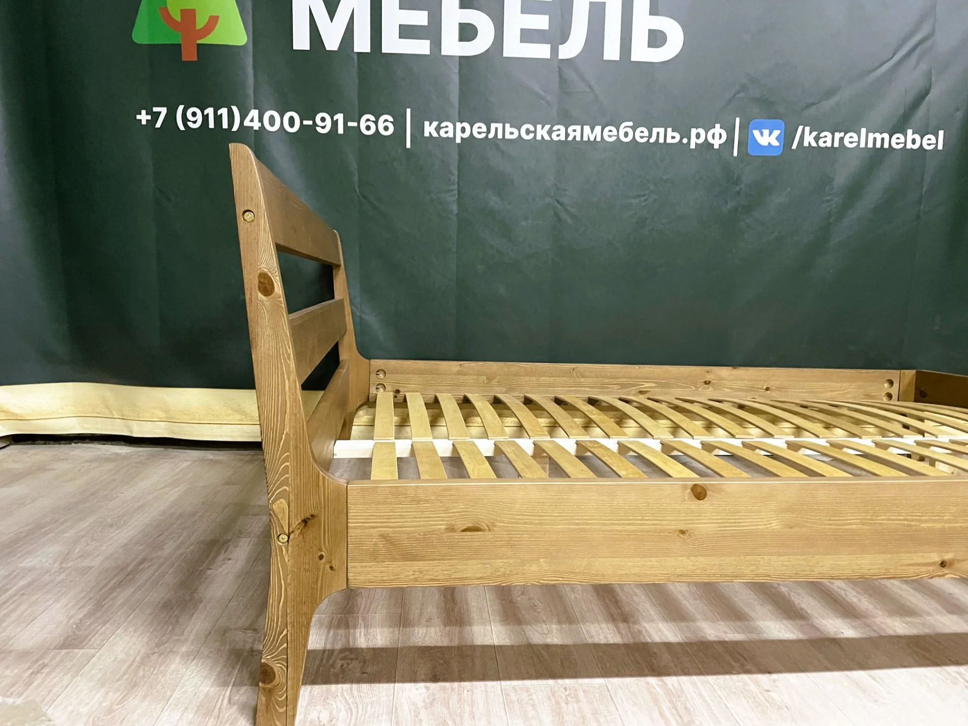 Кровать двуспальная из массива Италия - миниатюра 9