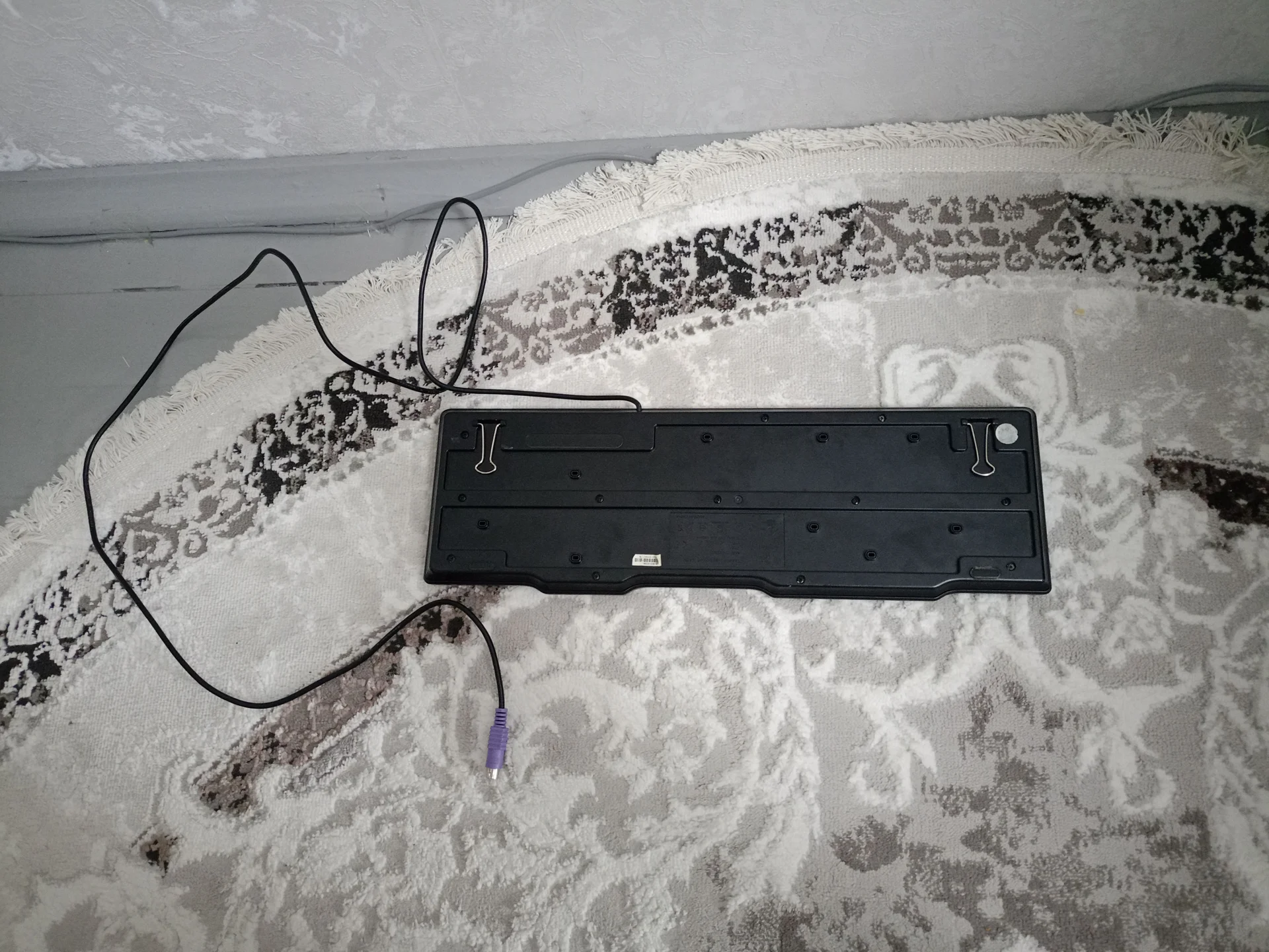 Клавиатура logitech ps/2 проводная - миниатюра 2