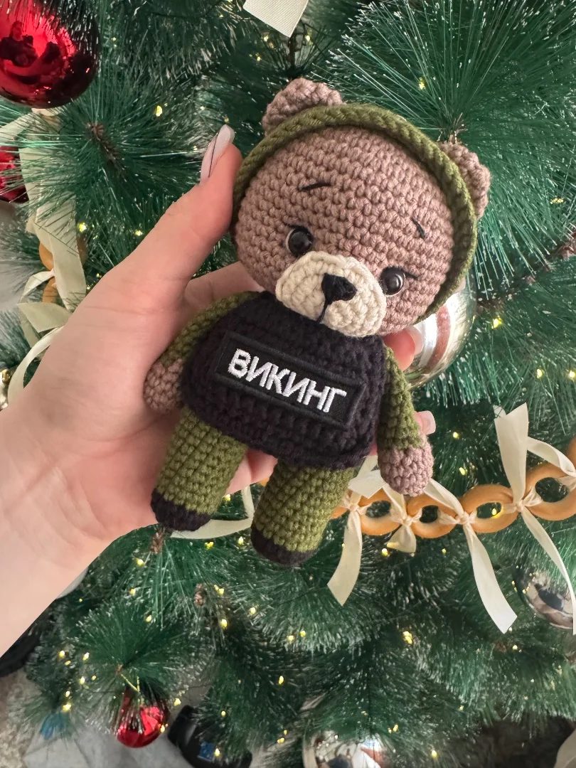 Вязаный военный талисман - миниатюра 2