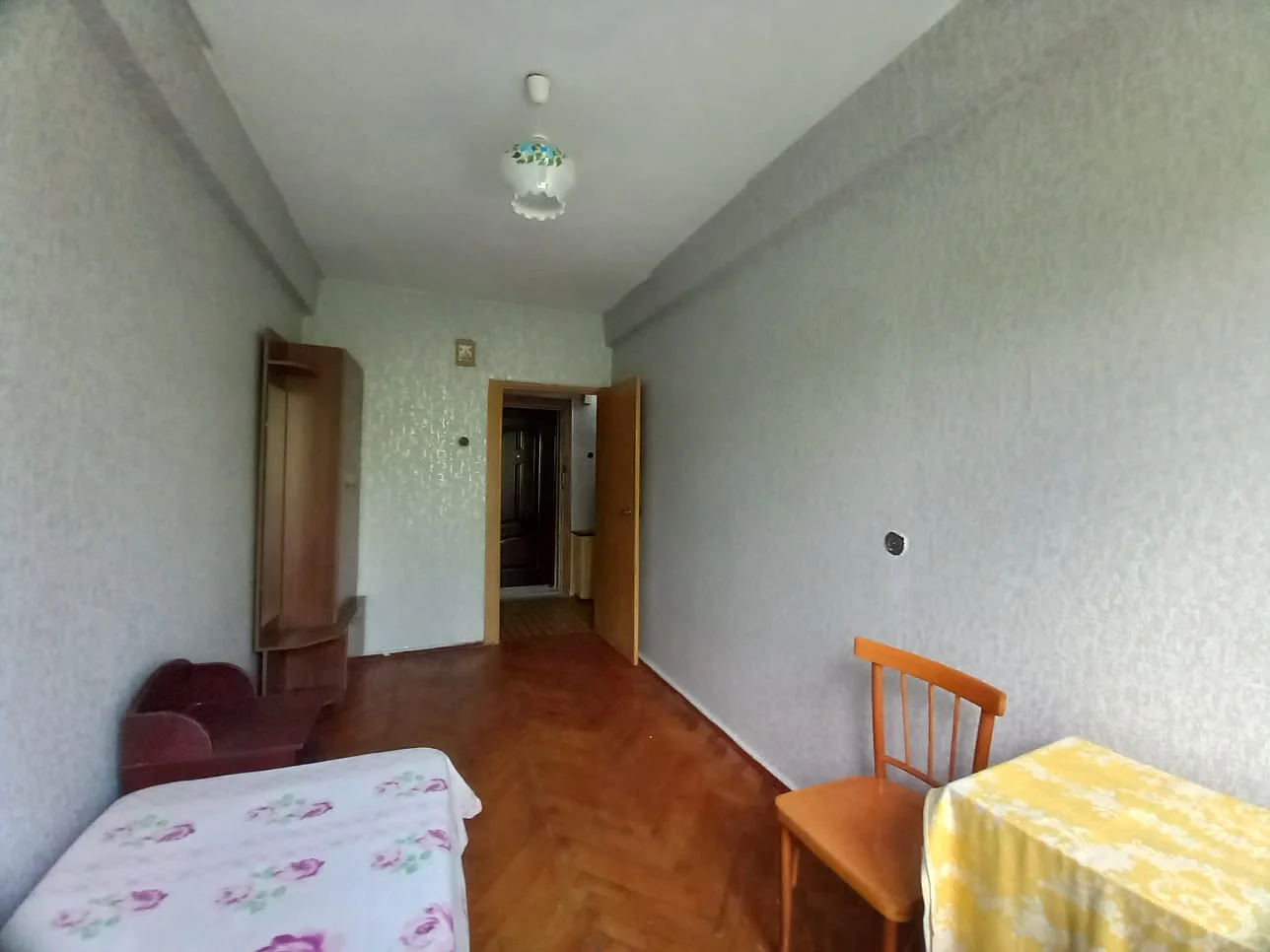 2-х комн. кв. рядом с парком - миниатюра 3