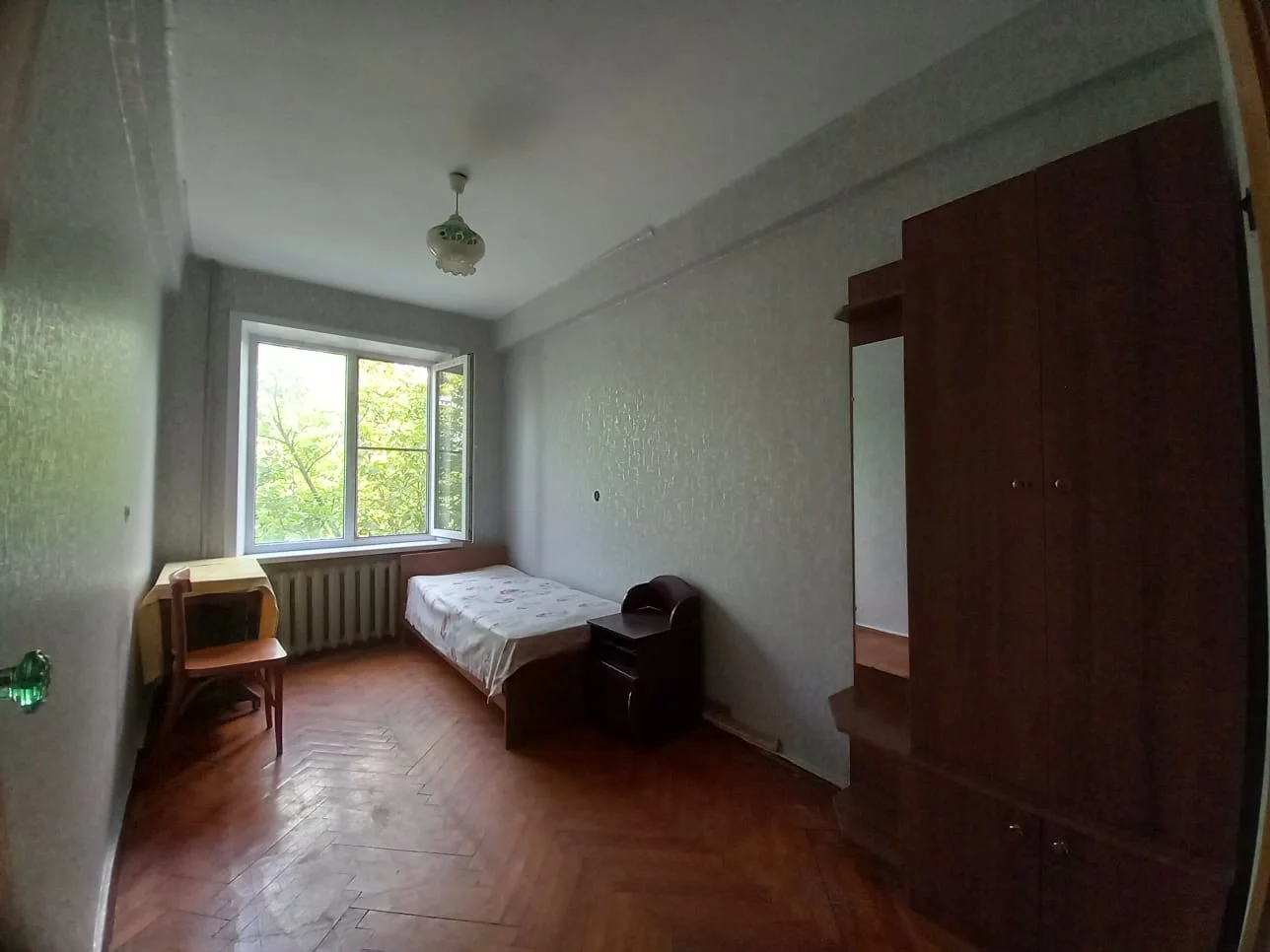 2-х комн. кв. рядом с парком - миниатюра 4